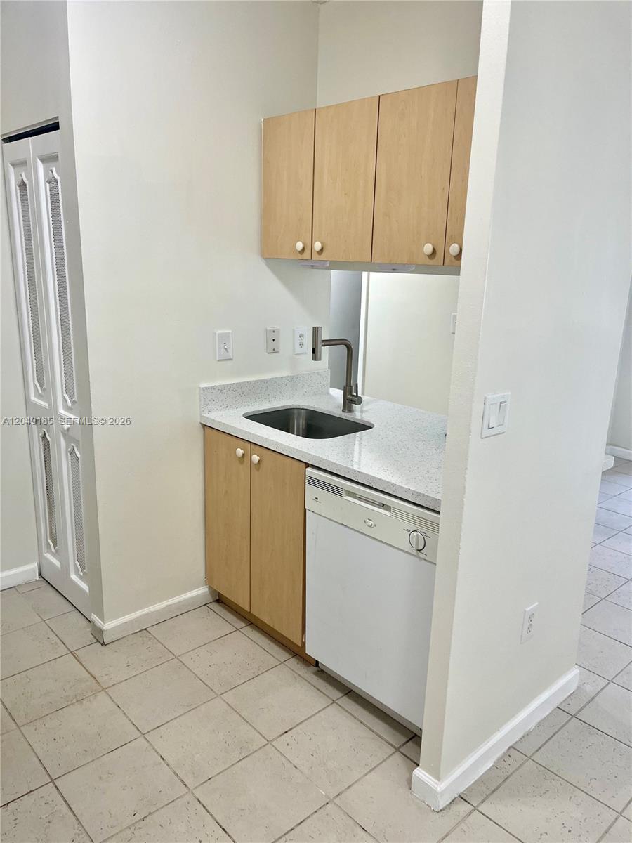 15699 SW 73rd Cir Ter # 11, Miami FL 33193 photo 4