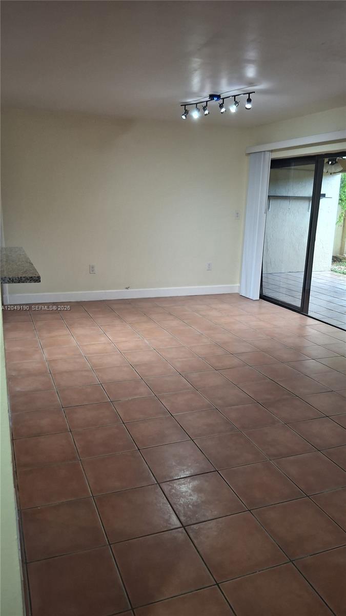 9255 SW 125th Ave # 106R, Miami FL 33186 photo 3