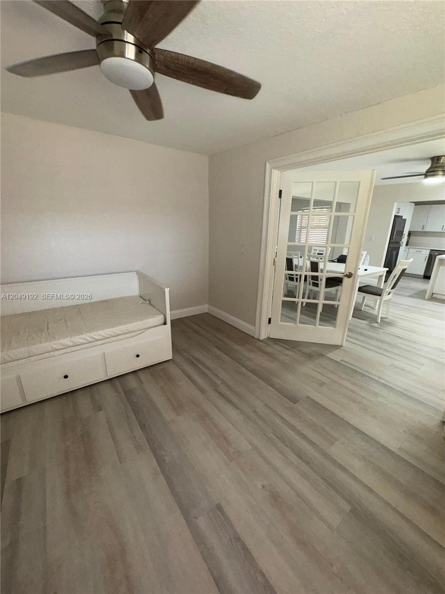 649 W Evanston Cir, Fort Lauderdale FL 33312 photo 2