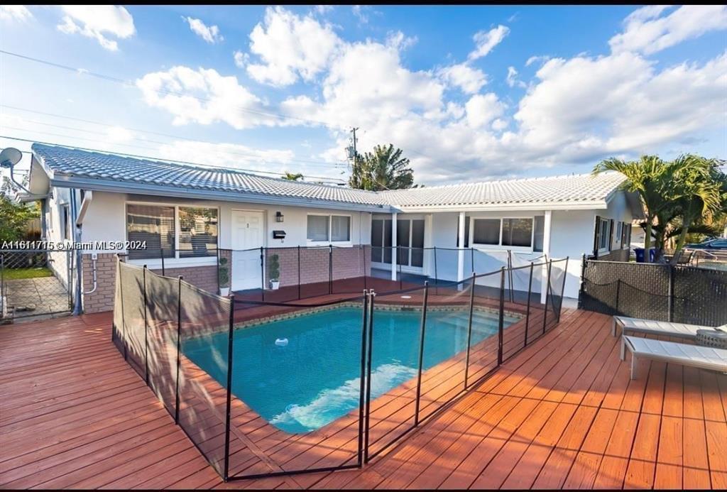 461 SE 1st Terrace, Pompano Beach FL 33060