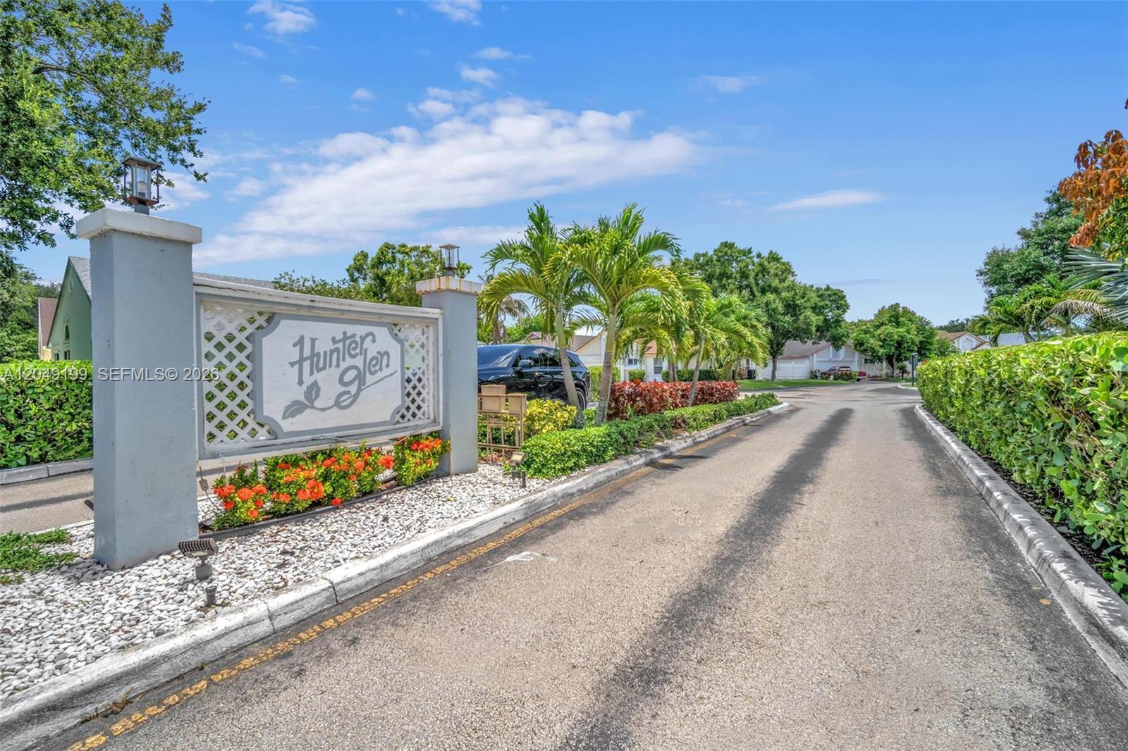 1108 E Jasmine Ln, North Lauderdale FL 33068