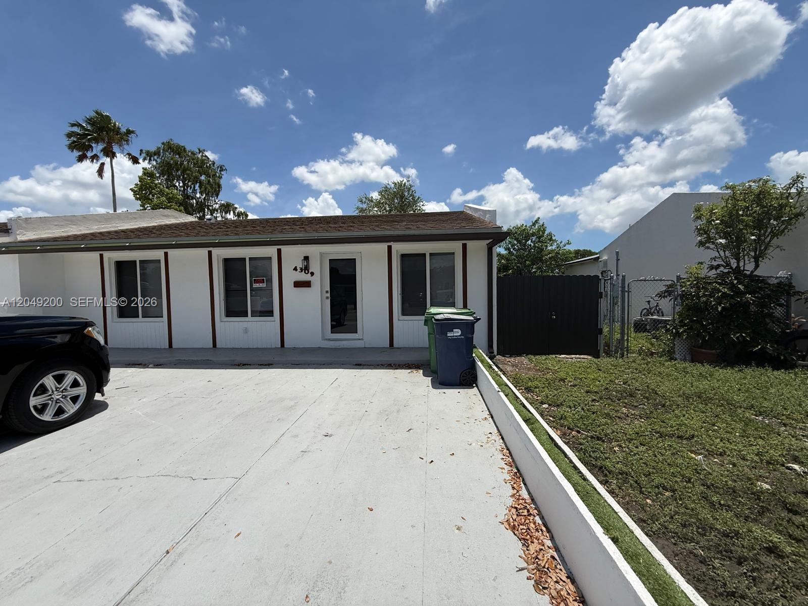 4309 SW 129th Ave, Miami FL 33175