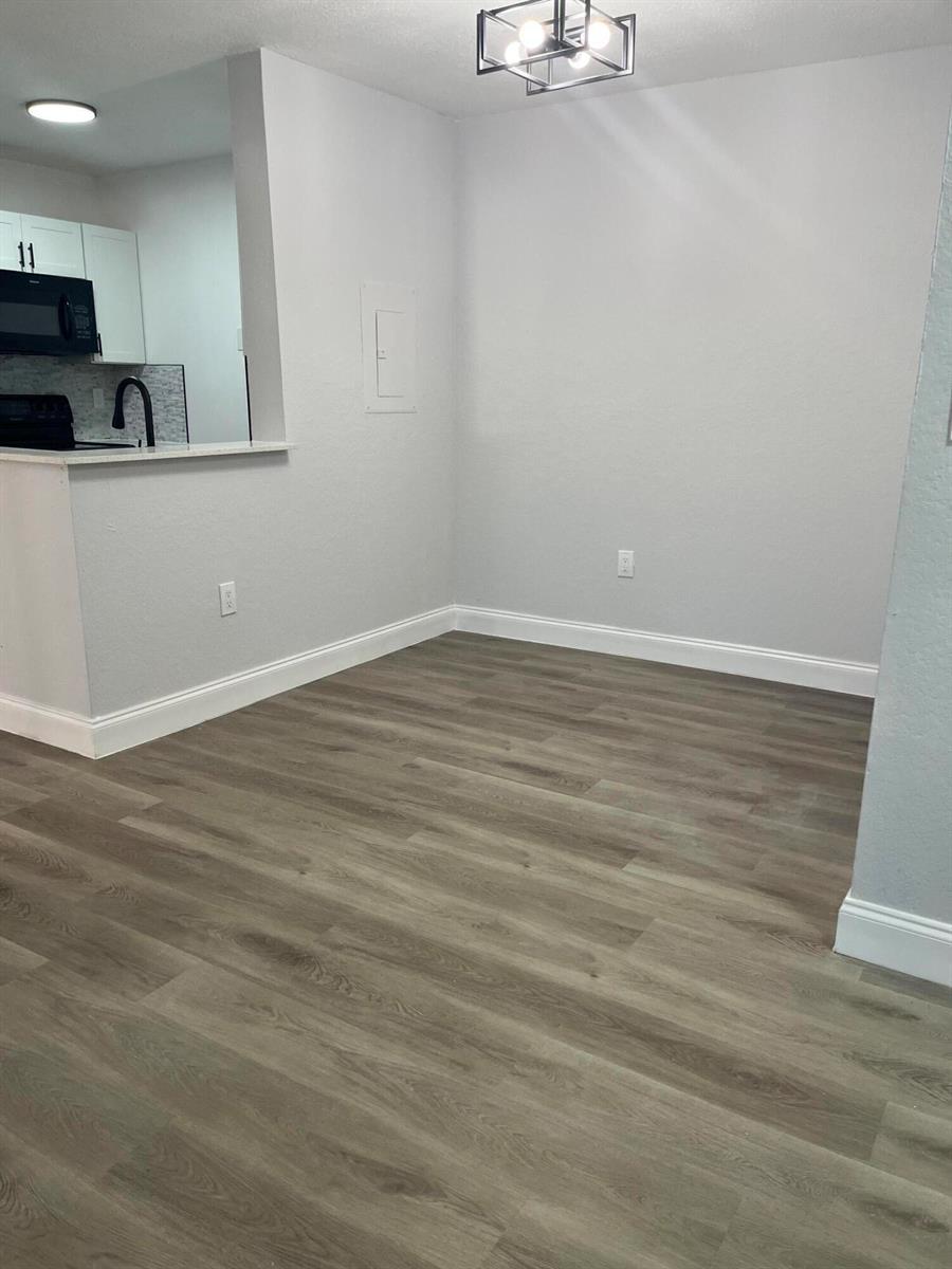 2820 N Oakland Forest Drive # 203, Oakland Park FL 33309 photo 3