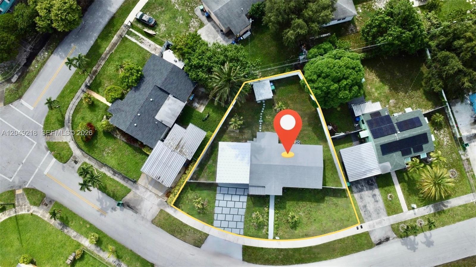 16201 NW 18th Pl, Miami Gardens FL 33054 photo 4