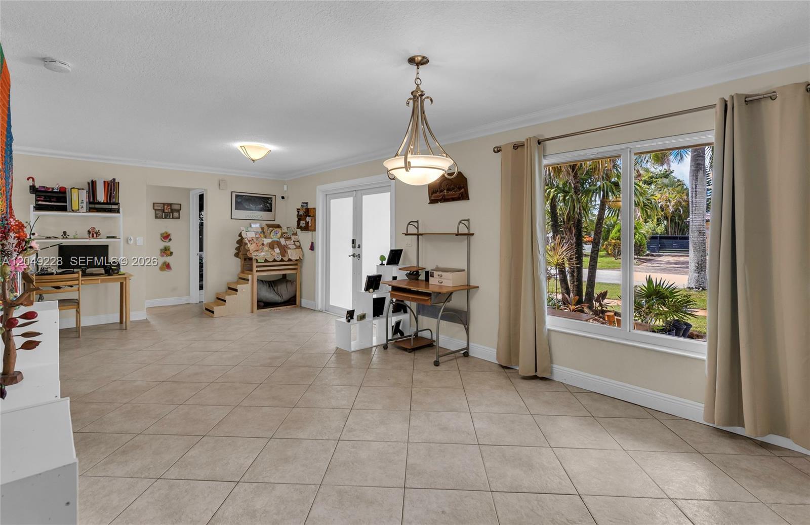 16740 Harbor Ct, Weston FL 33326 photo 4
