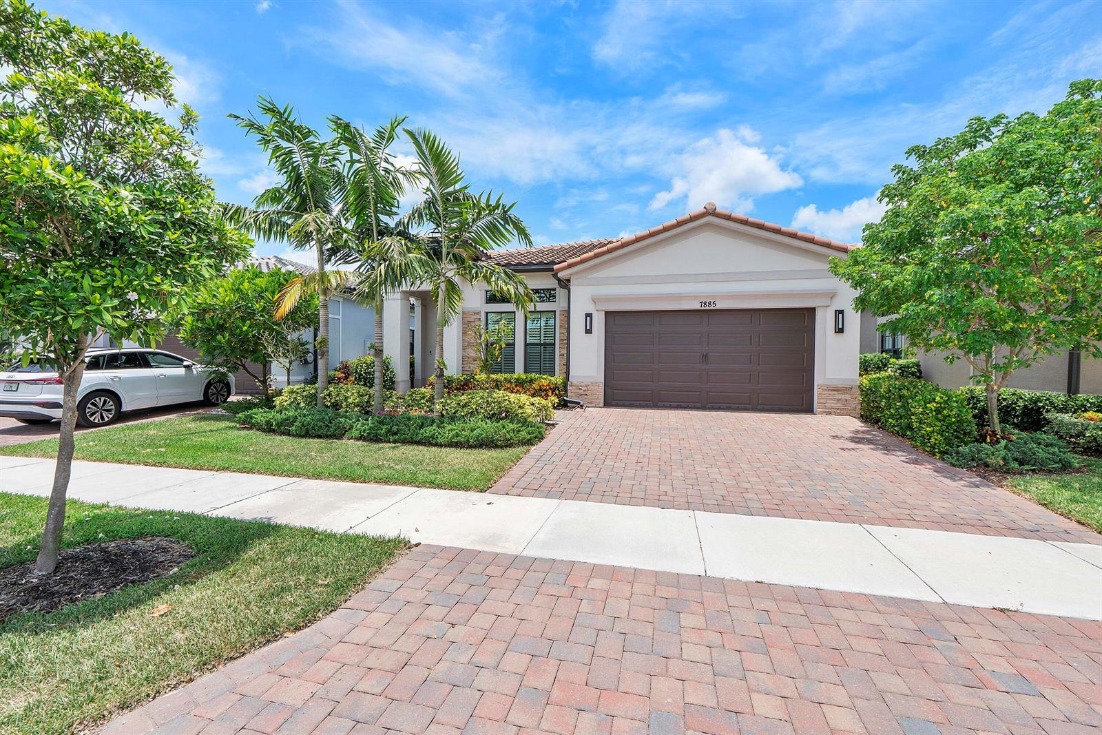 7885 Ironwood Way, Parkland FL 33067