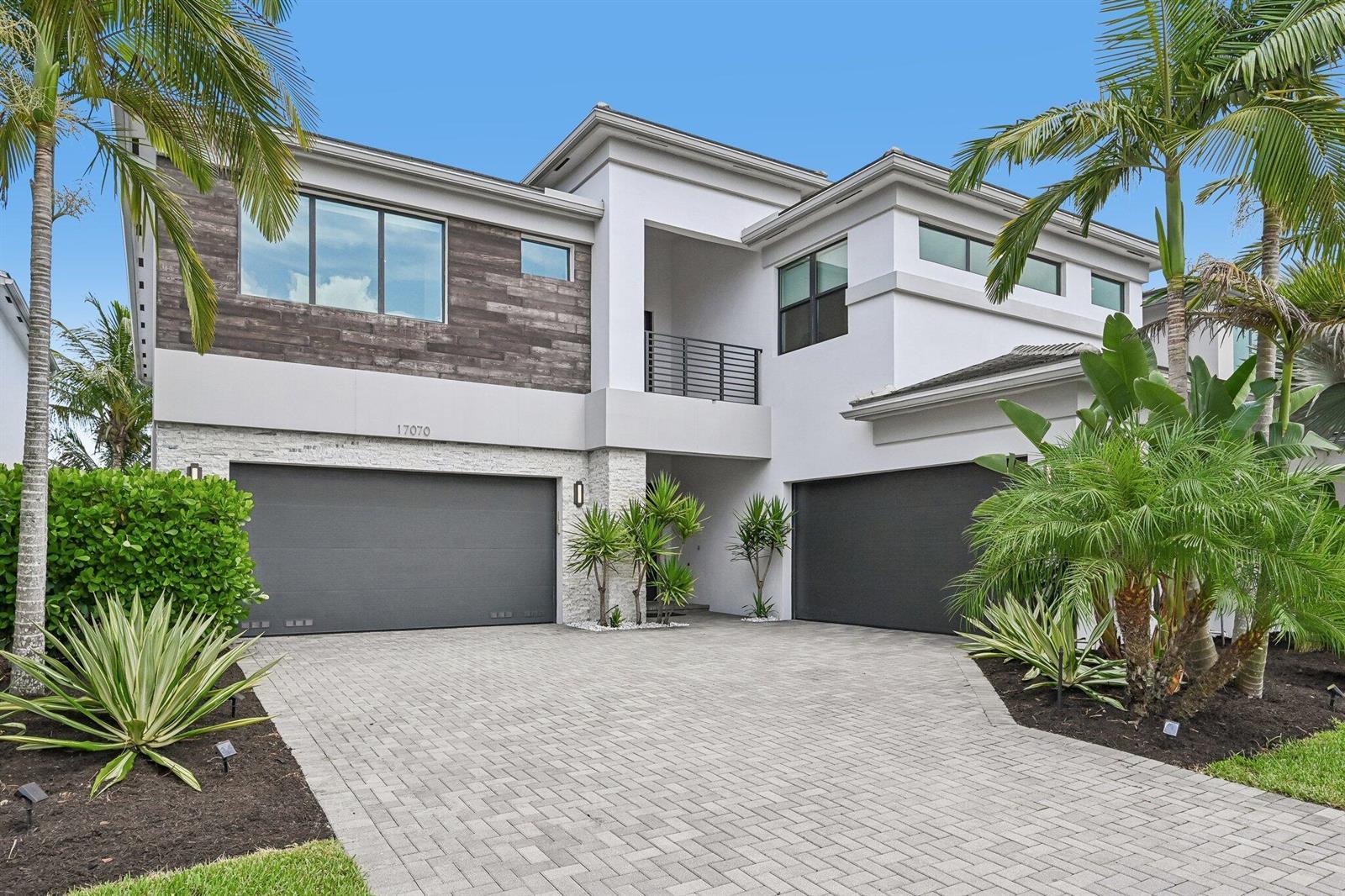 17070 Rainbow Fls Trail, Boca Raton FL 33496