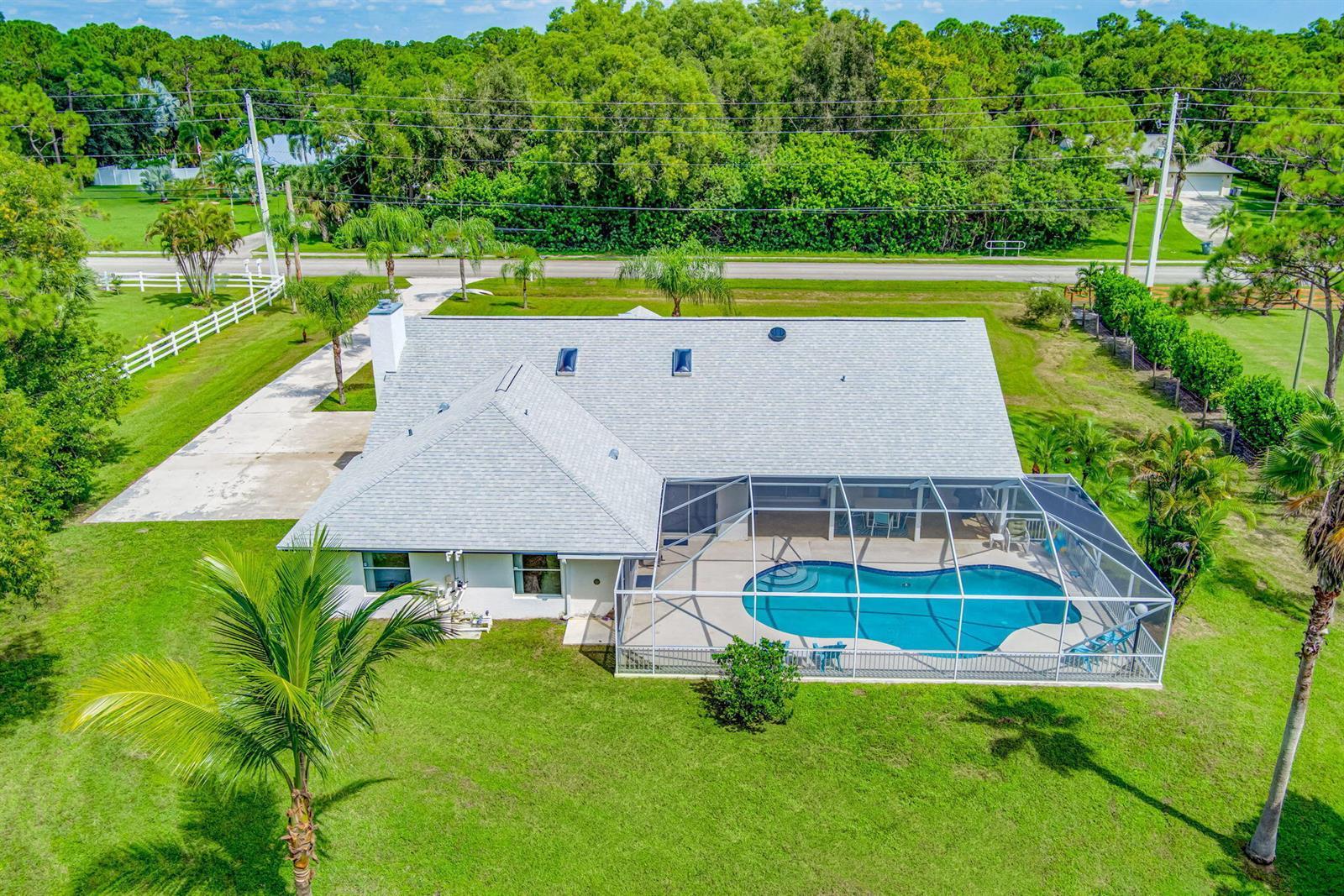 12168 Sandy Run, FL 33478 photo 3