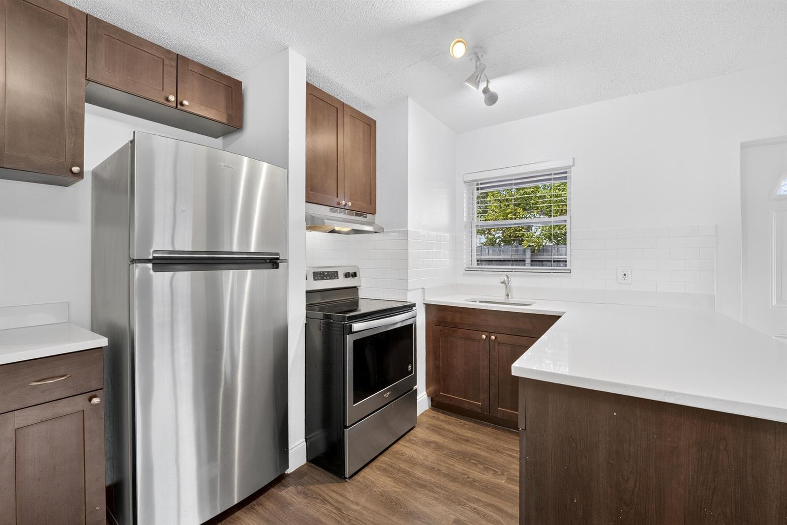 732 SE 15th Street Apt 1, Fort Lauderdale FL 33316 photo 3