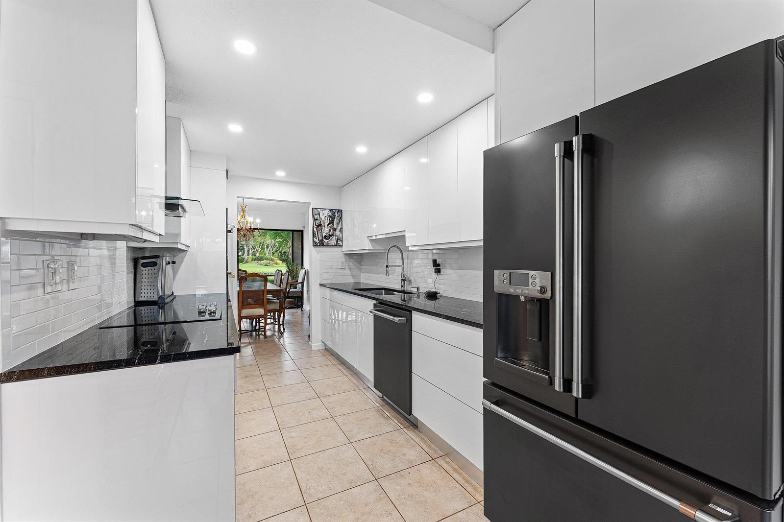 6864 Willow Wood Drive # 405, Boca Raton FL 33434 photo 2
