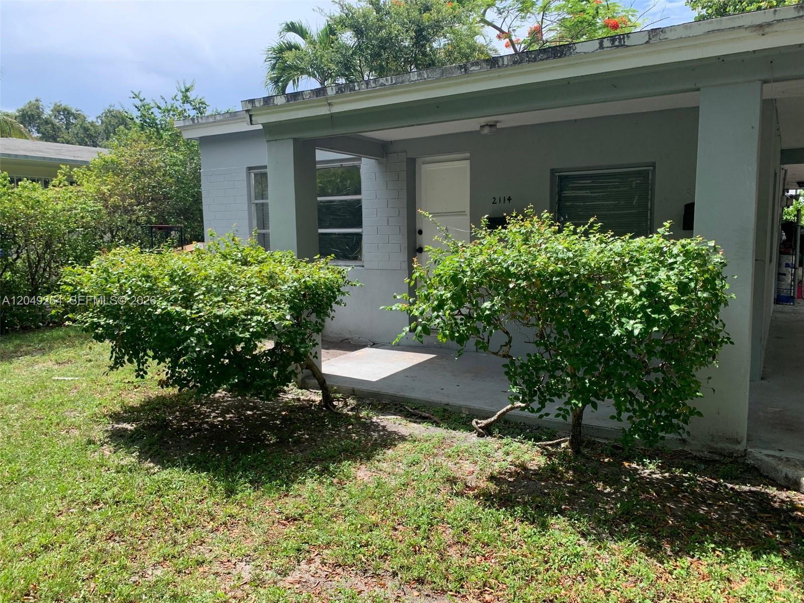 2114 NE 168th St # 1, North Miami Beach FL 33162