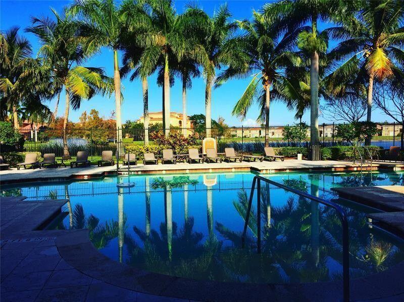 4021 San Marino Boulevard # 205, West Palm Beach FL 33409 photo 2