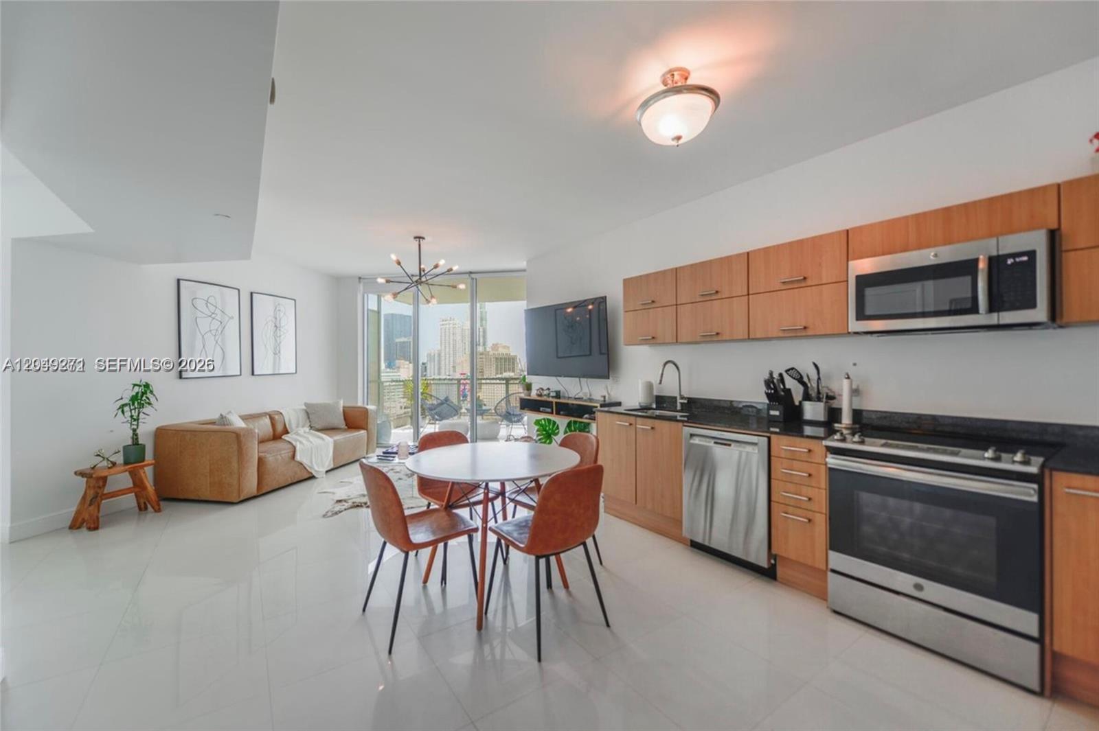 350 S Miami Ave # 1911, Miami FL 33130 photo 3