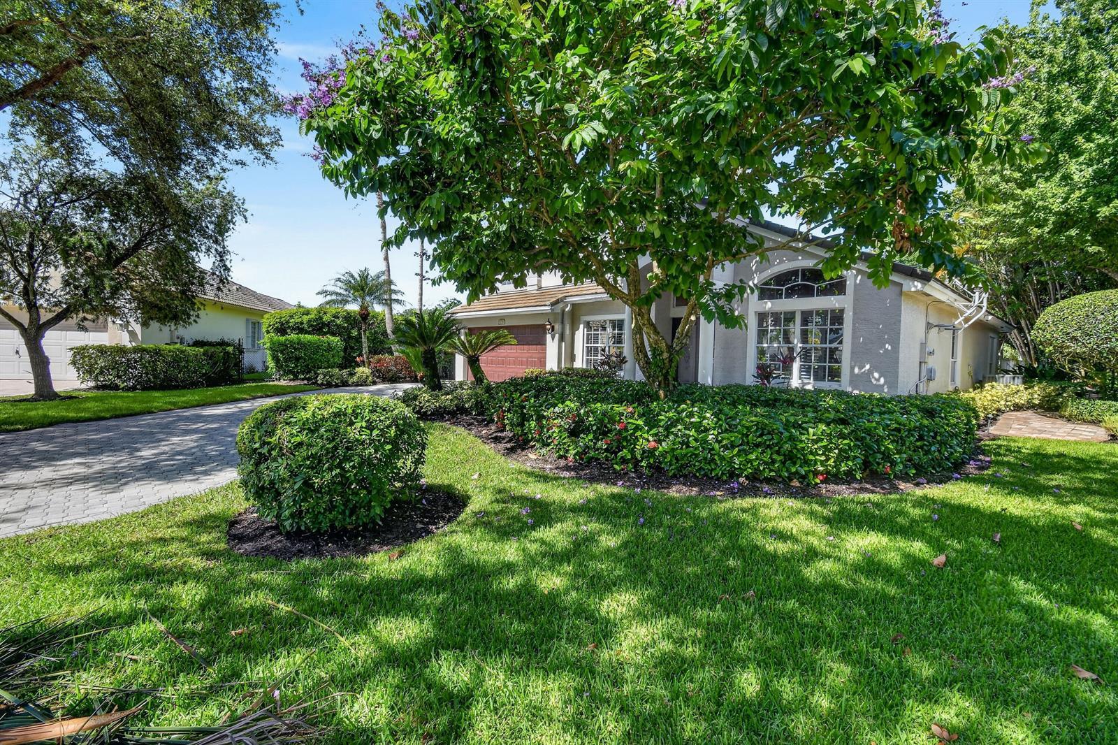 276 Swan Lane, Jupiter FL 33458 photo 2