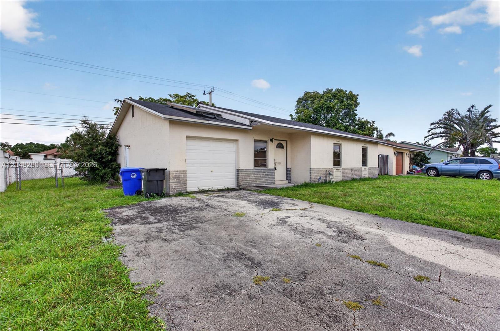 7931 SW 3rd St, North Lauderdale FL 33068 photo 2