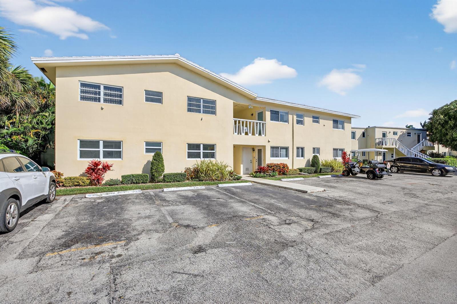 2755 NE 28th Avenue # E2, Lighthouse Point FL 33064 photo 2
