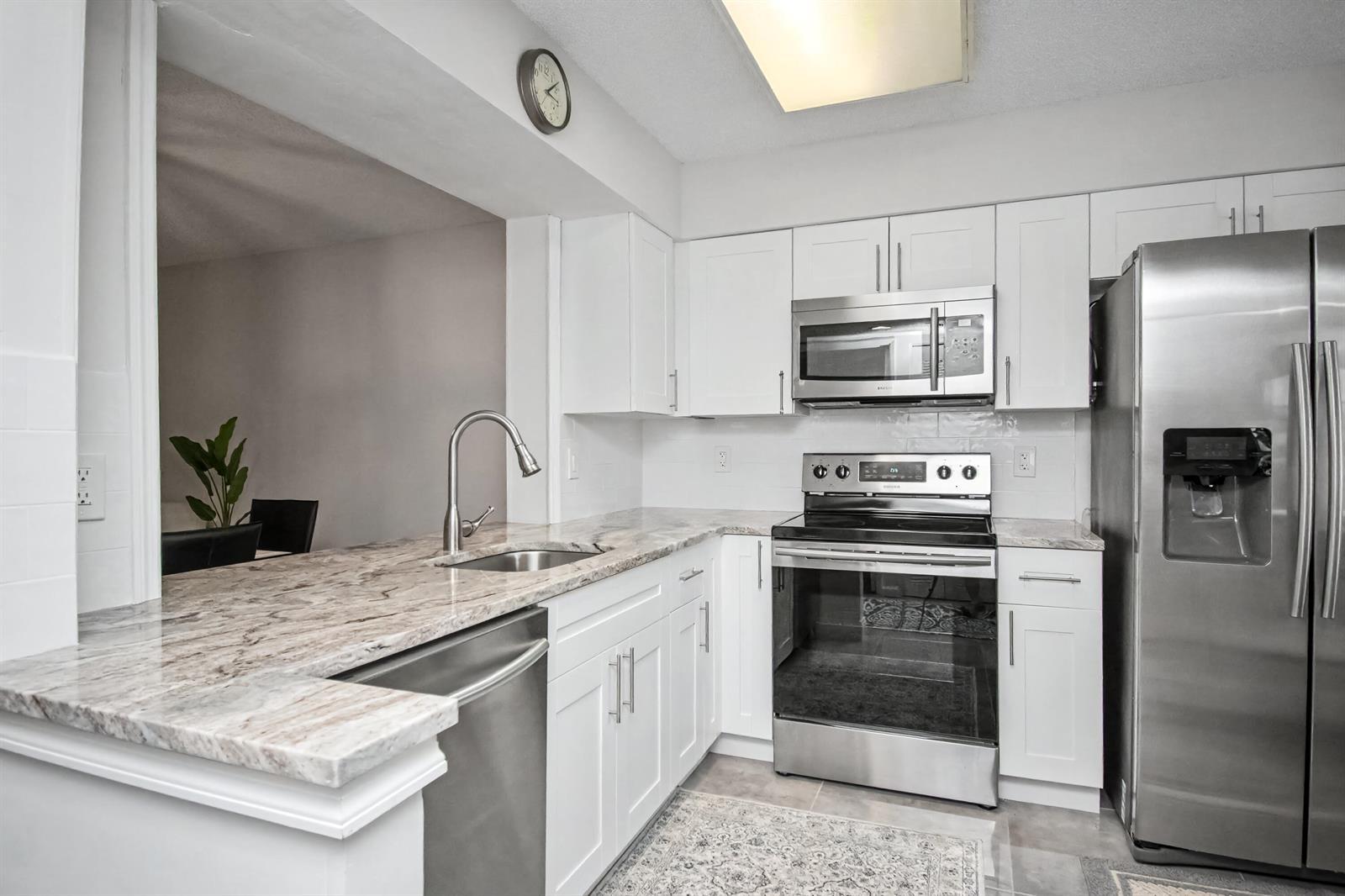 7351 Kinghurst Drive # 301, Delray Beach FL 33446 photo 3