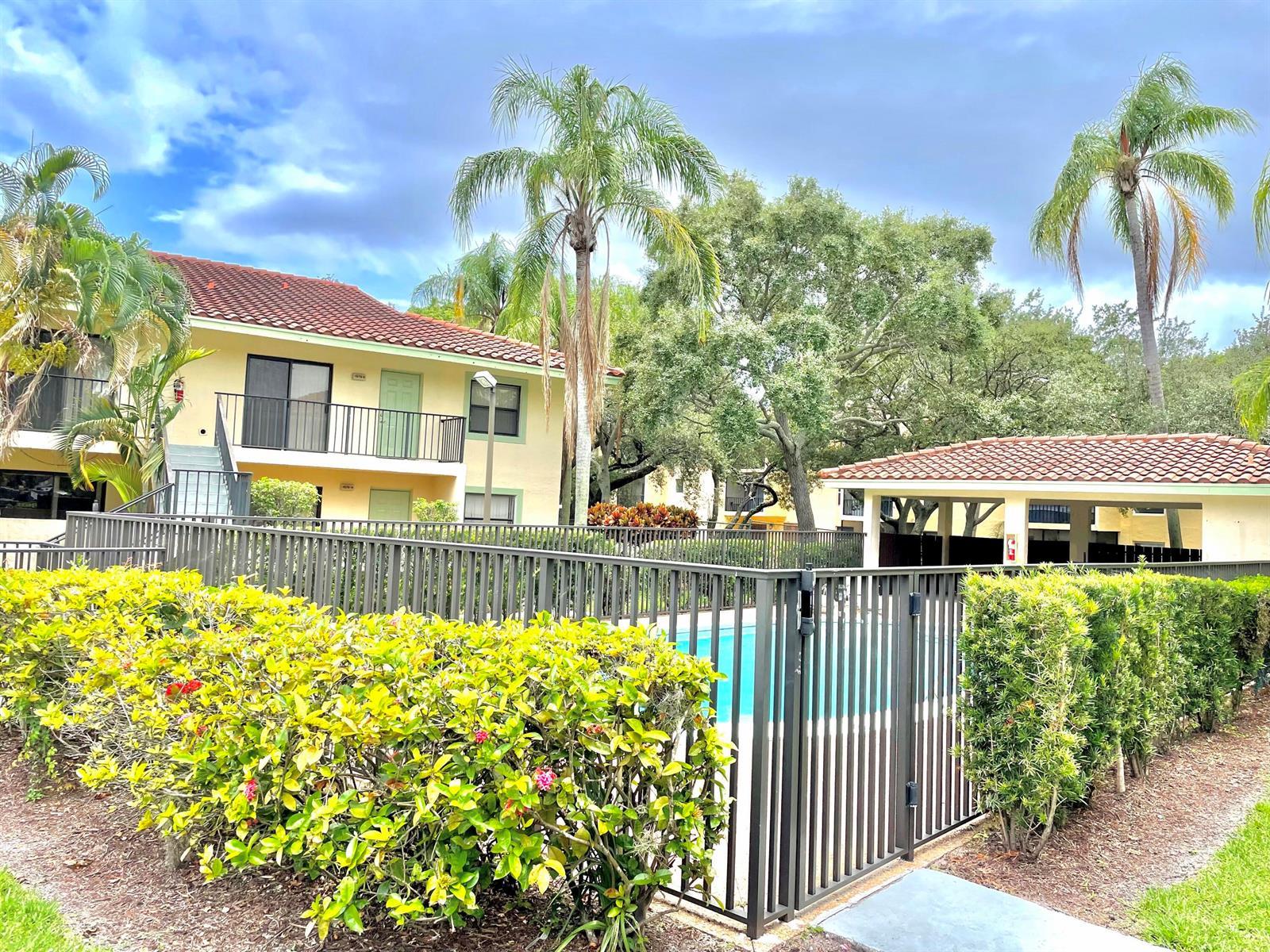1979 NW 4th Avenue # C, Boca Raton FL 33432 photo 2