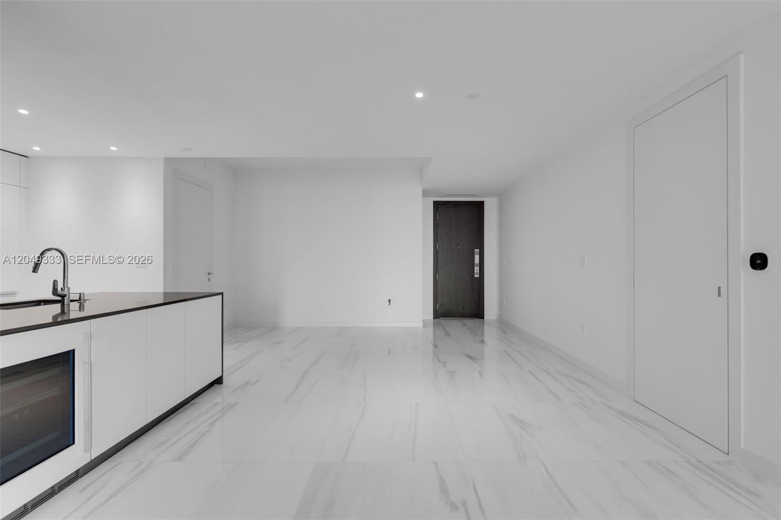 300 Biscayne Boulevard Way # 3009W, Miami FL 33131 photo 3