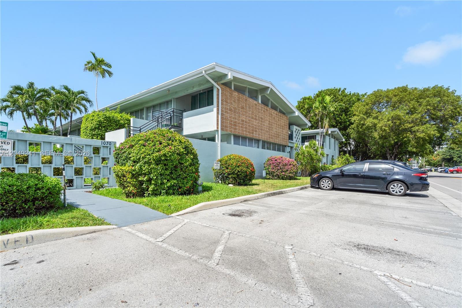 1070 98th St # 14, Bay Harbor Islands FL 33154 photo 2