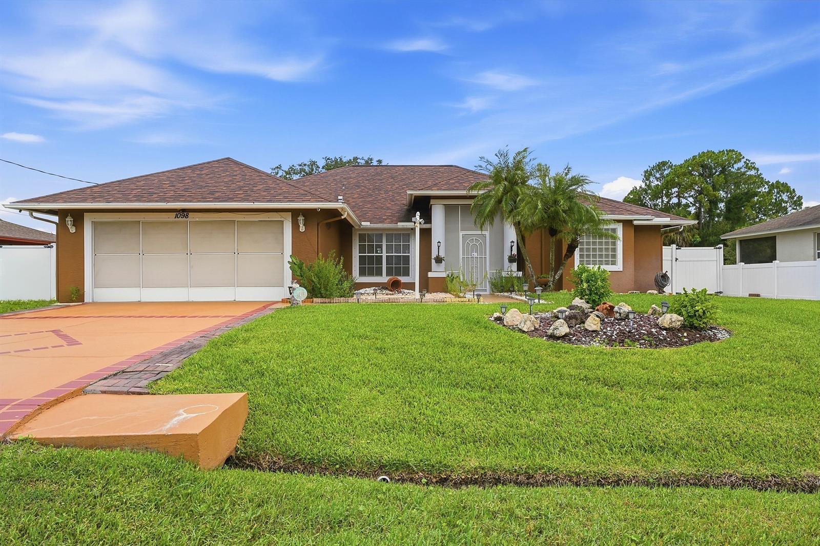 1098 SW Sudder Avenue, Port St. Lucie FL 34953 photo 2