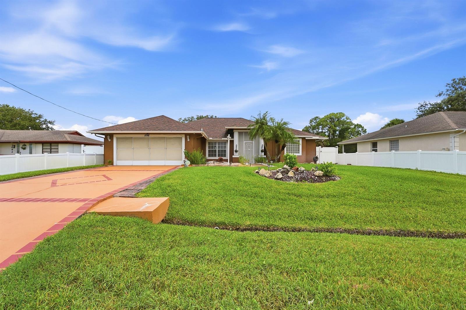 1098 SW Sudder Avenue, Port St. Lucie FL 34953