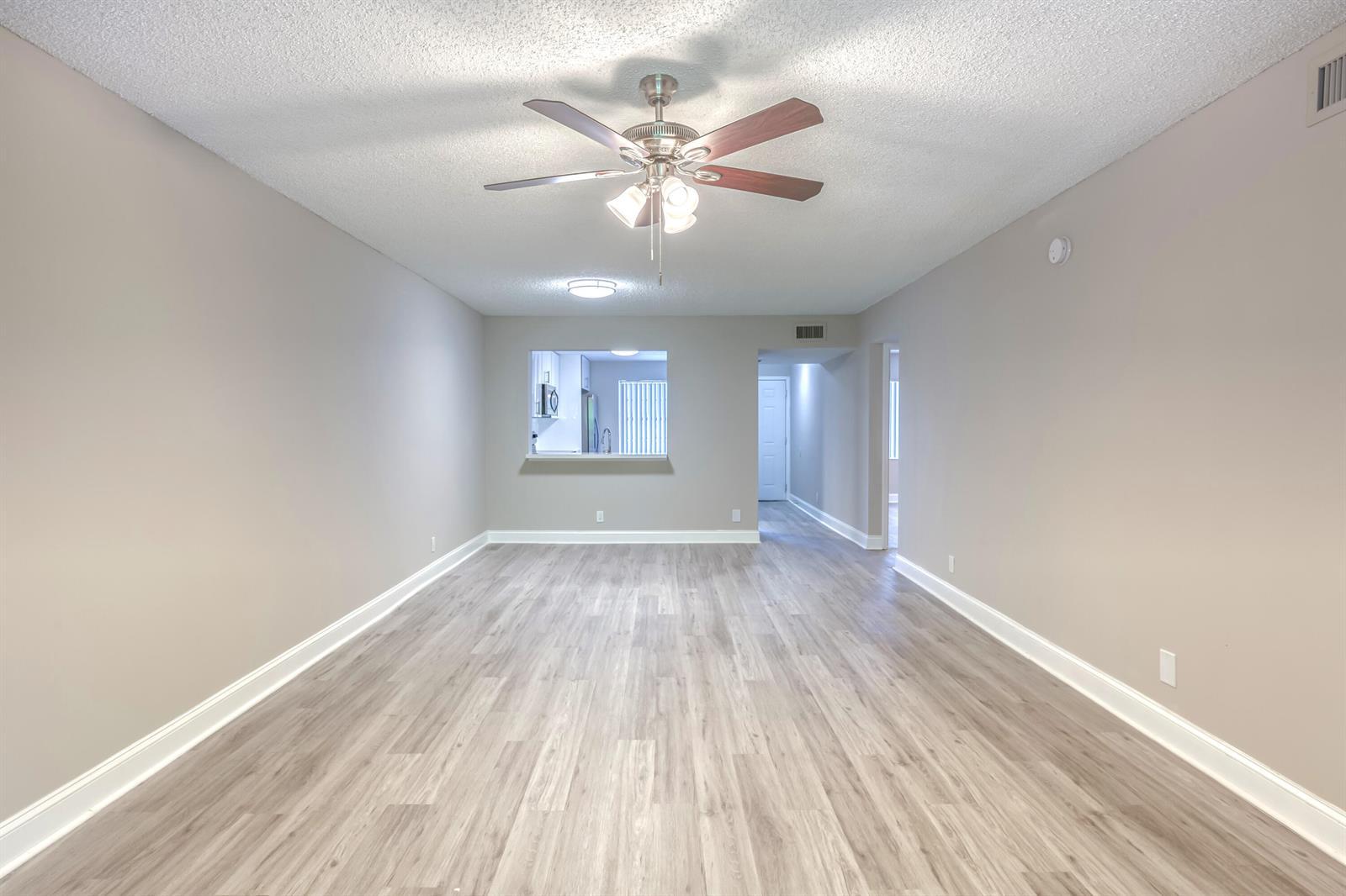 240 SE 10th Street, Delray Beach FL 33483 photo 3