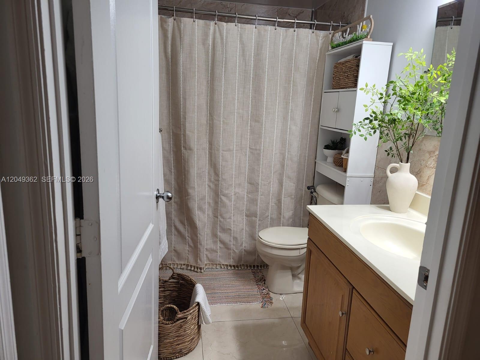 5099 NW 7th St # 205, Miami FL 33126 photo 3