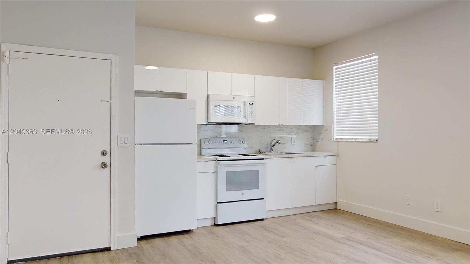 828 Pennsylvania Ave # 7, Miami Beach FL 33139
