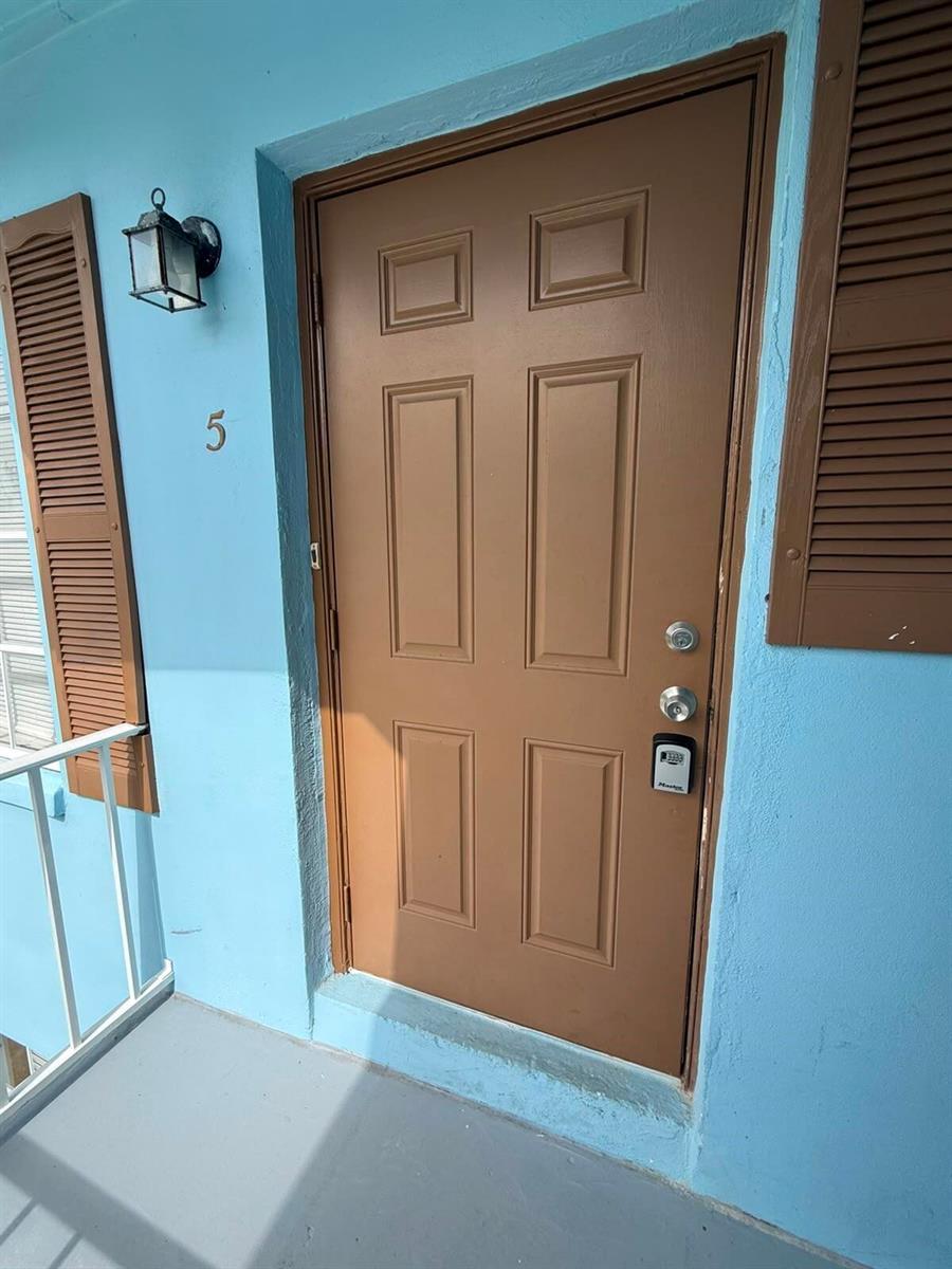4951 Wedgewood Way # 5, West Palm Beach FL 33417