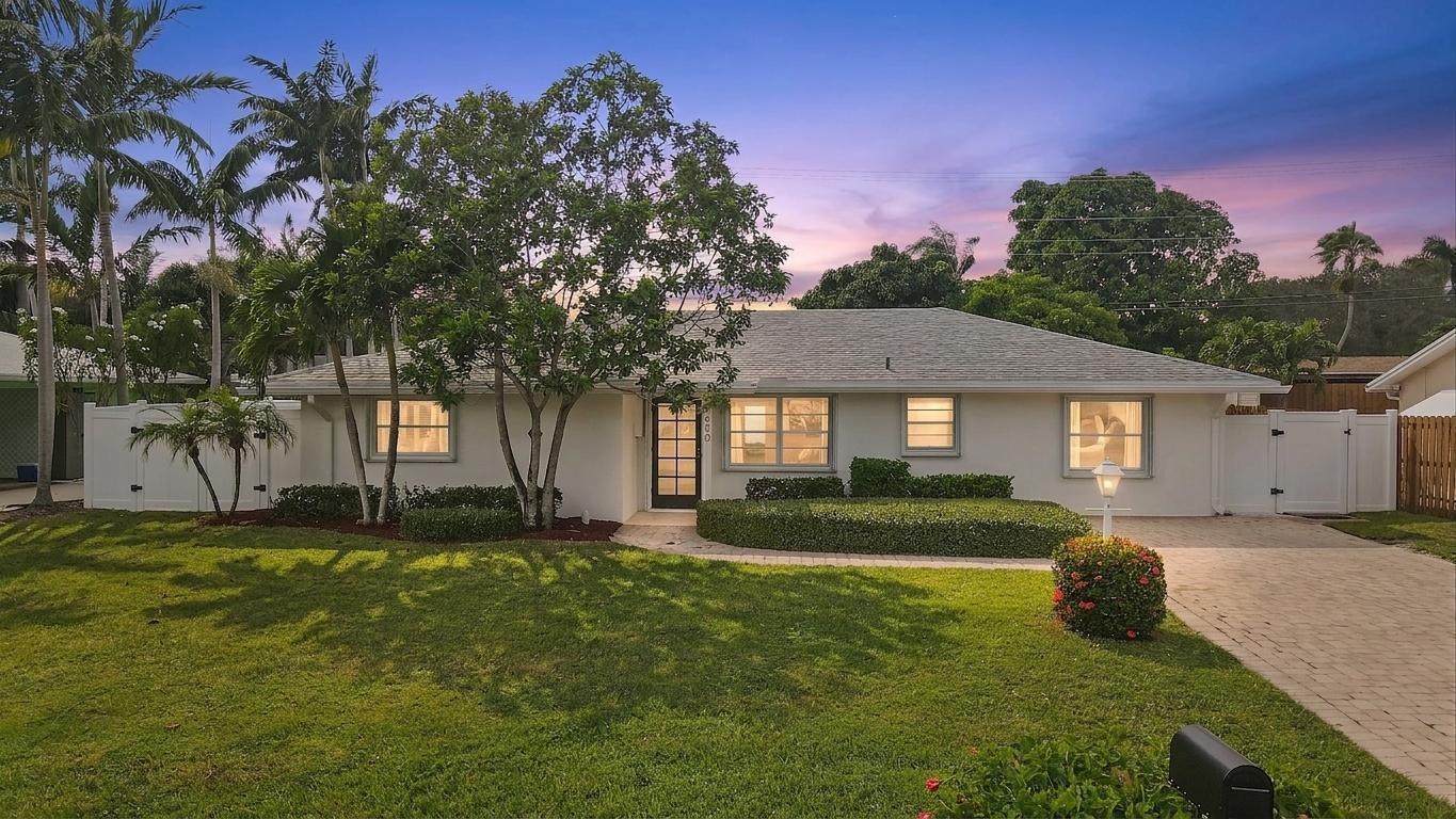 1600 Venus Avenue, Jupiter FL 33469