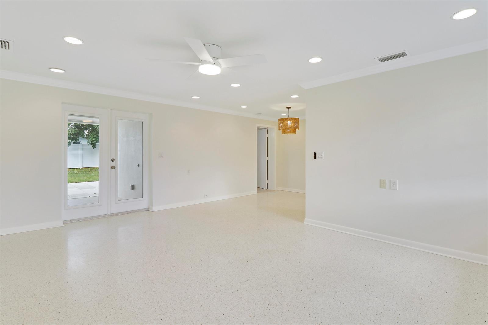 1600 Venus Avenue, Jupiter FL 33469 photo 5