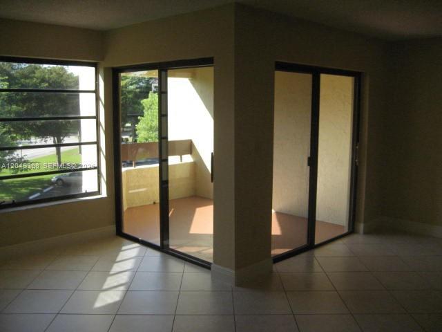 9022 SW 123rd Ct # O303, Miami FL 33186 photo 2