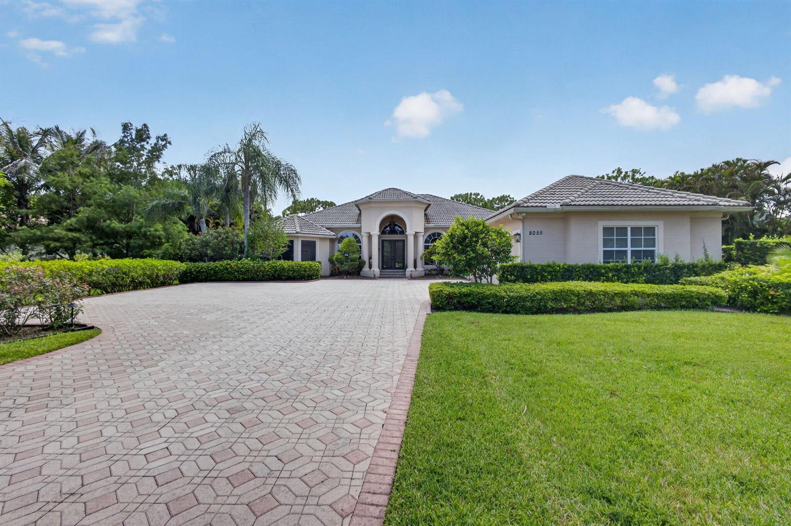 8055 Woodsmuir Drive, West Palm Beach FL 33412 photo 2