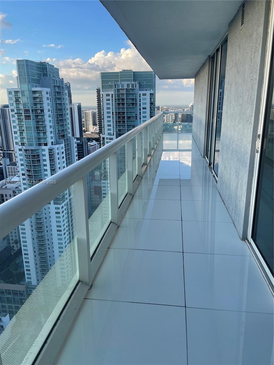 50 Biscayne Blvd # 5001, Miami FL 33132 photo 4