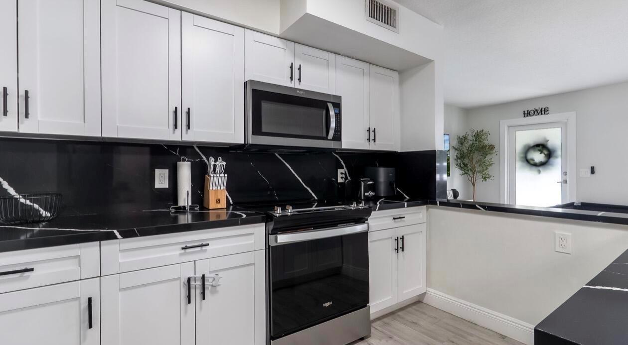 542 NW 47th Avenue, Plantation FL 33317 photo 5