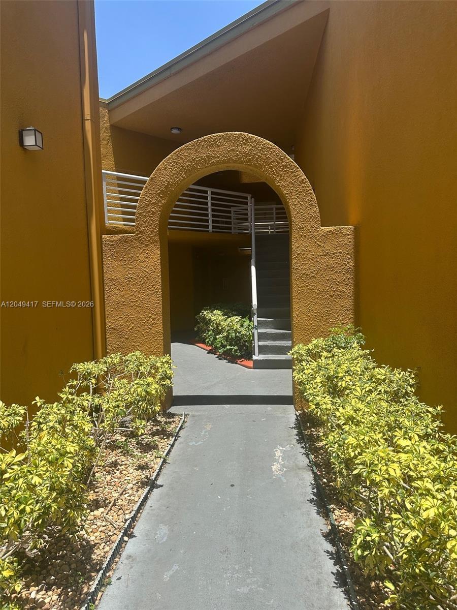 9741 Fontainebleau Blvd # H109, Miami FL 33172 photo 2