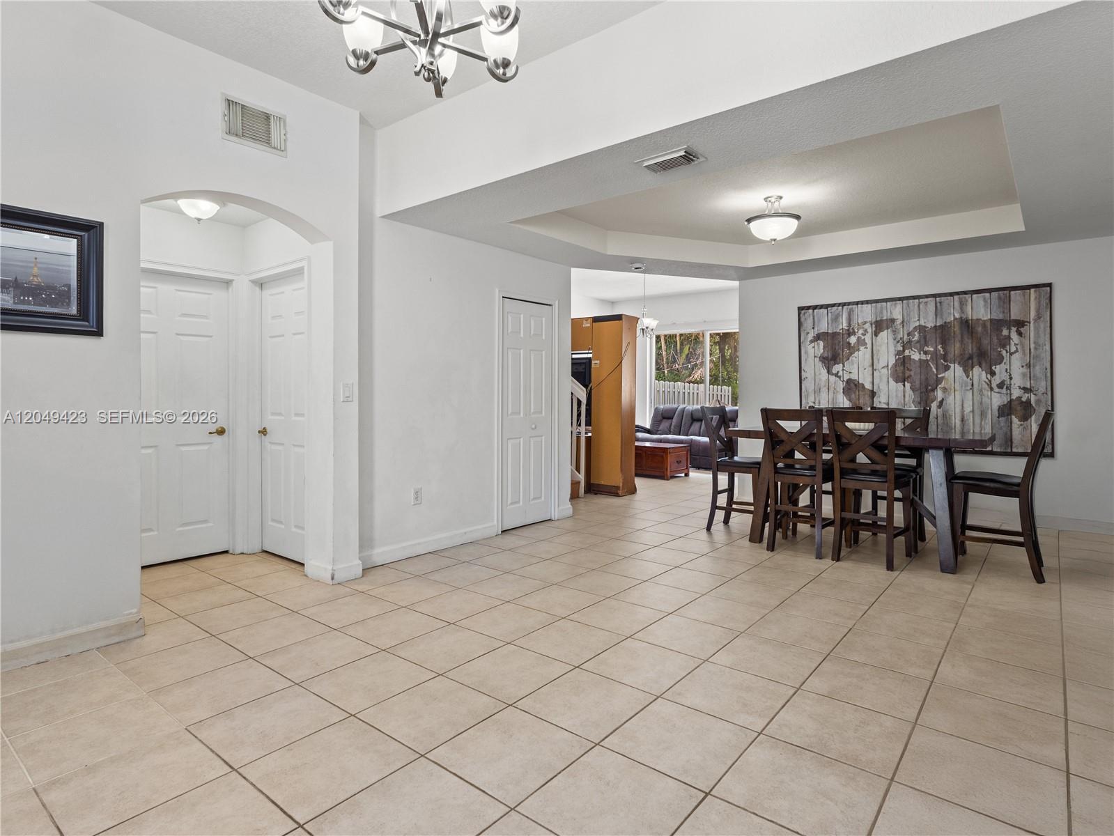 10183 NW 43rd Ter, Doral FL 33178 photo 3