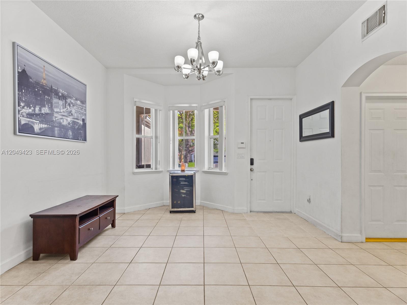 10183 NW 43rd Ter, Doral FL 33178 photo 5