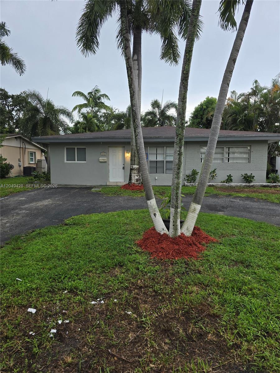 2111 N 57th Terrace, Hollywood FL 33021