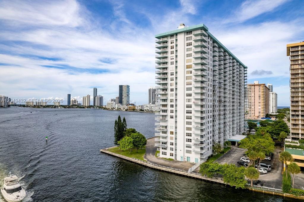 301 174th St # L05, Sunny Isles Beach FL 33160 photo 2