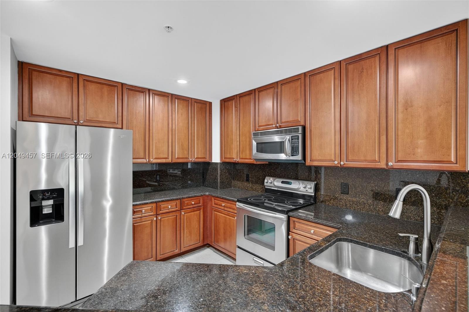 704 SW 1st Ave, Pompano Beach FL 33060 photo 4