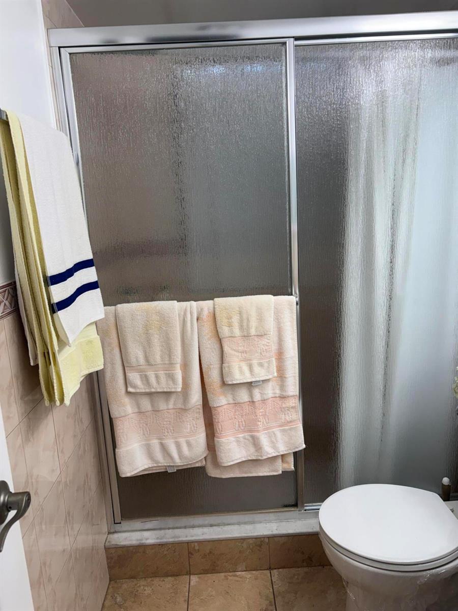 25 Kent B, West Palm Beach FL 33417 photo 3