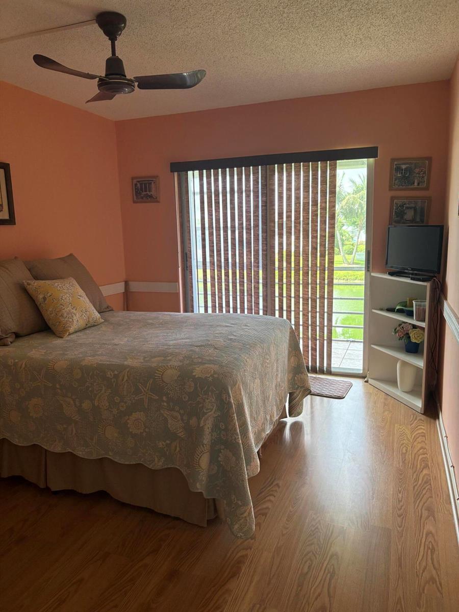 25 Kent B, West Palm Beach FL 33417 photo 4