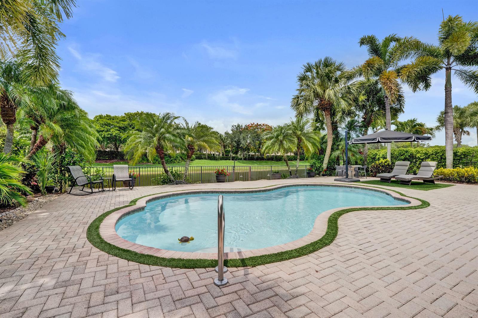 12370 NW 80th Place, Parkland FL 33076 photo 2