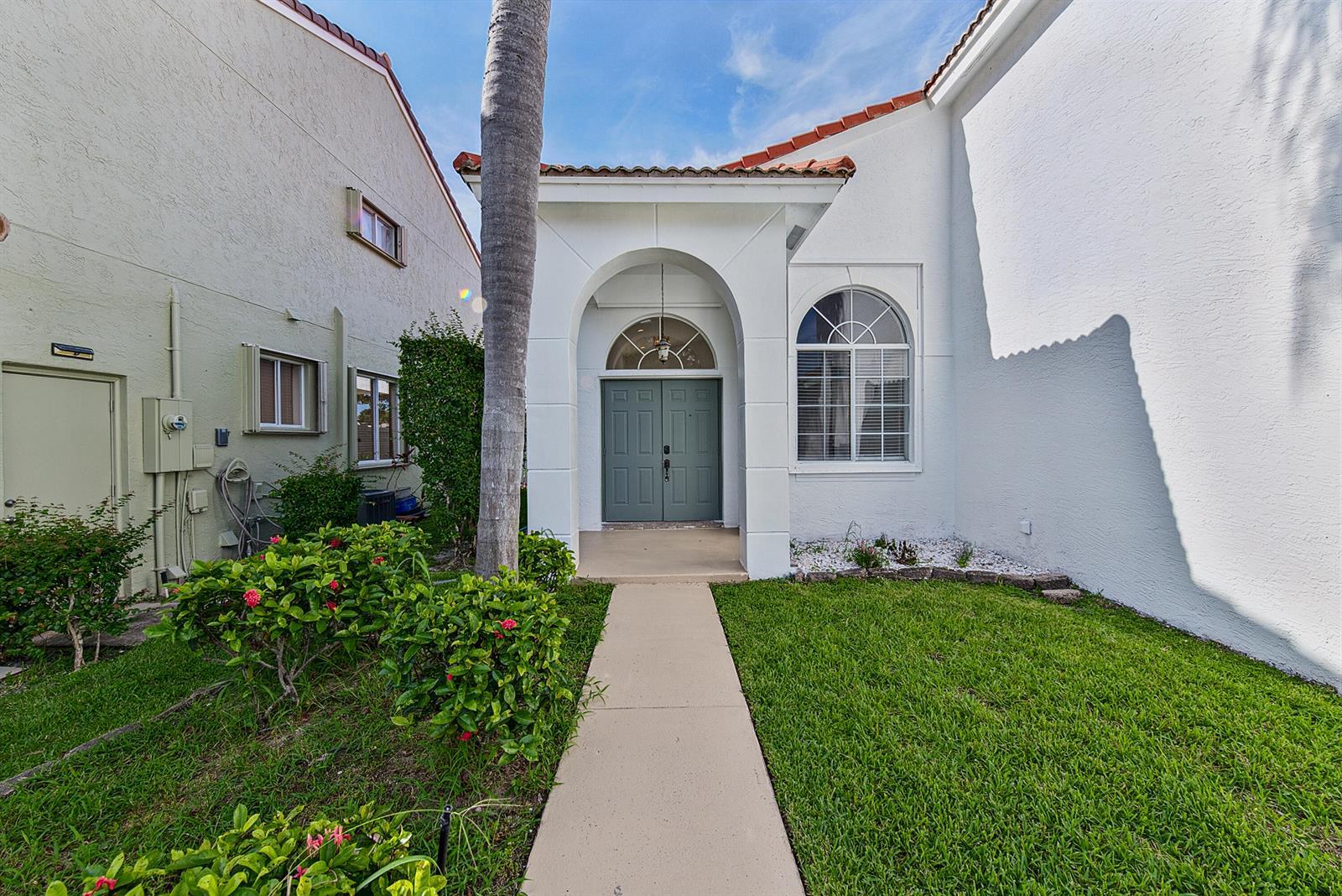 4583 NW 7th Place, Deerfield Beach FL 33442 photo 3