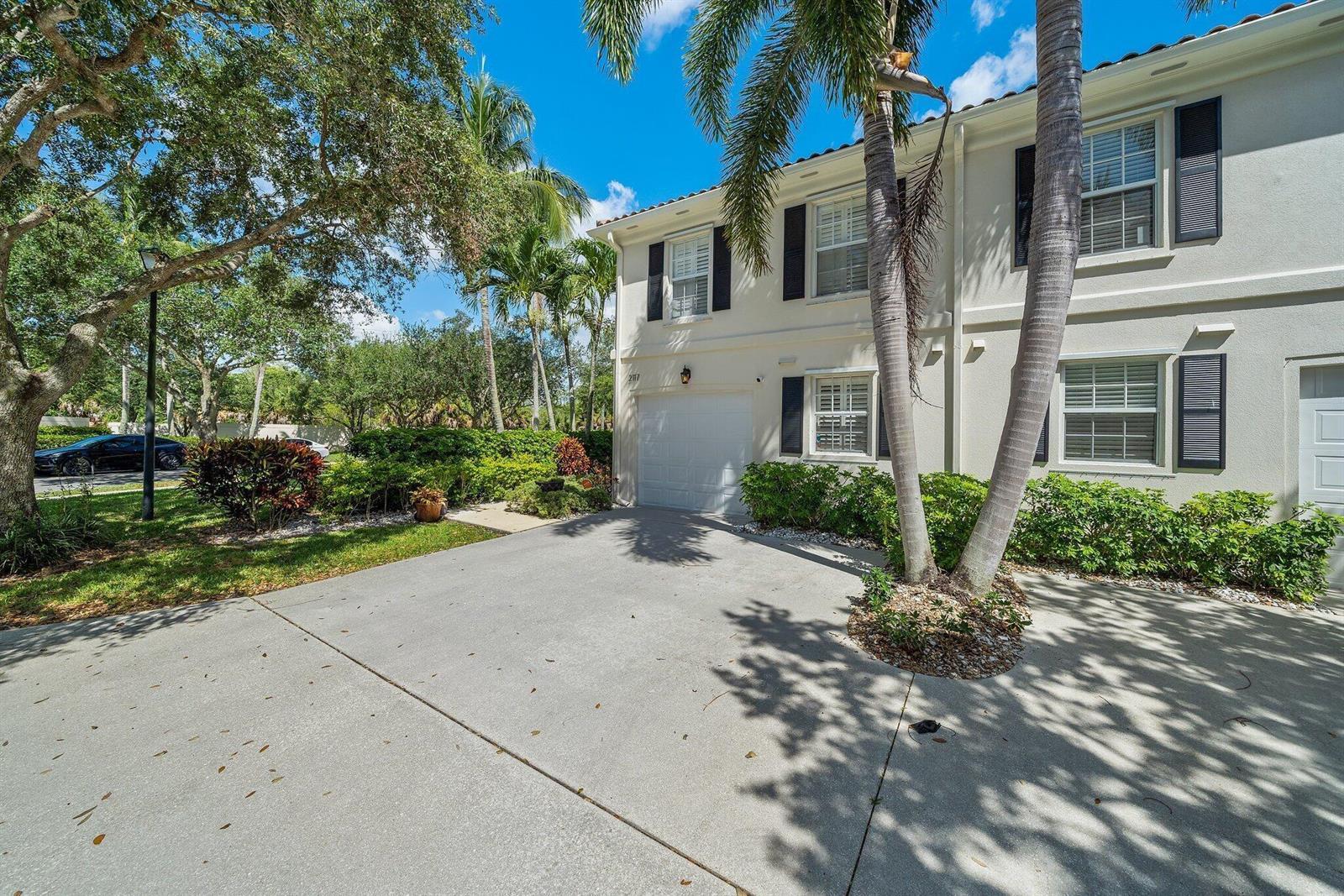 2117 Tigris Drive, West Palm Beach FL 33411 photo 2