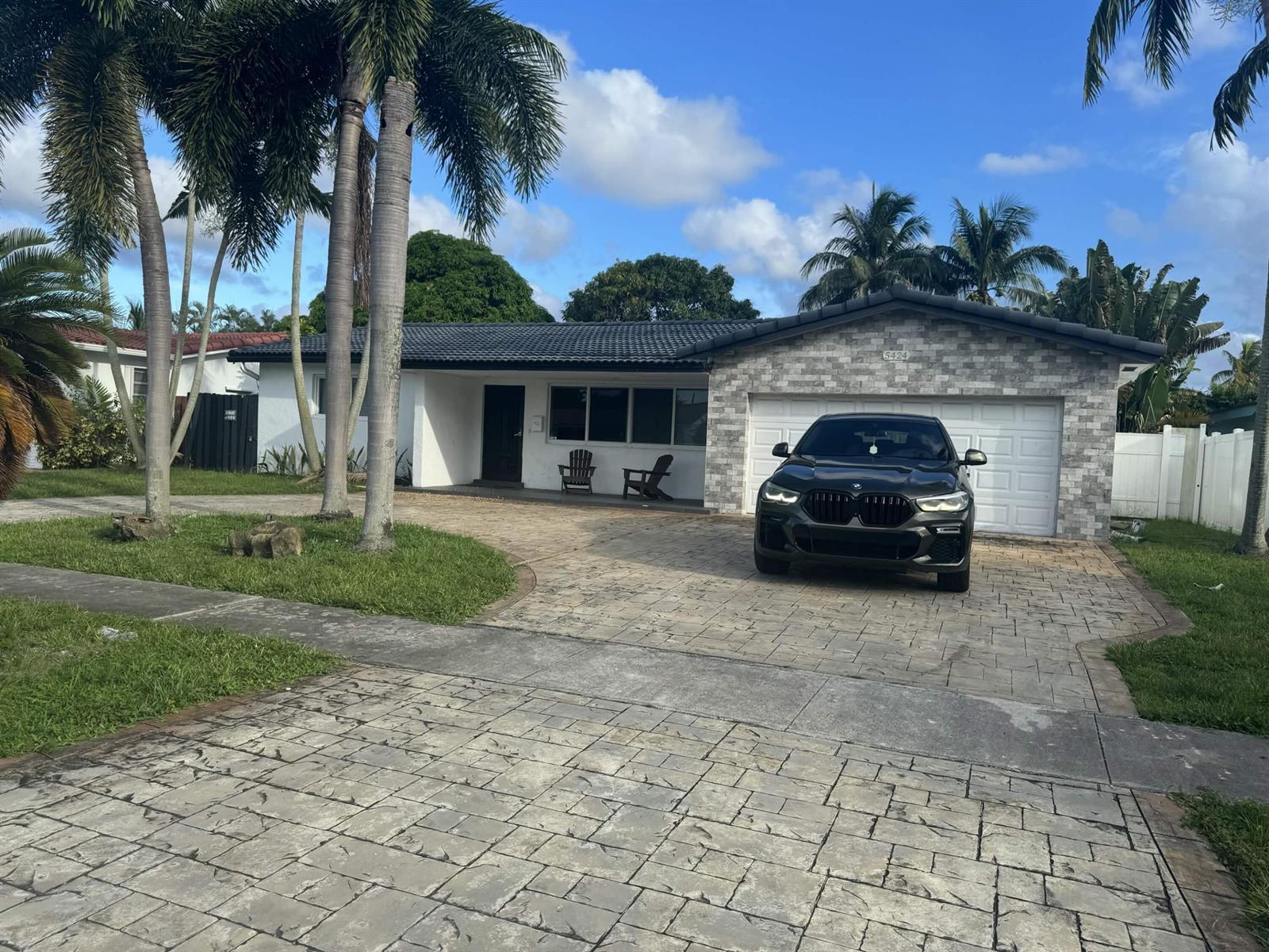 5424 Garfield Street, Hollywood FL 33021