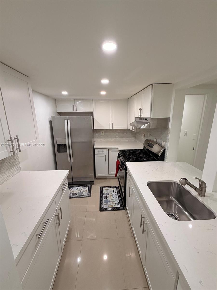 2201 Brickell Ave # 47, Miami FL 33129 photo 3