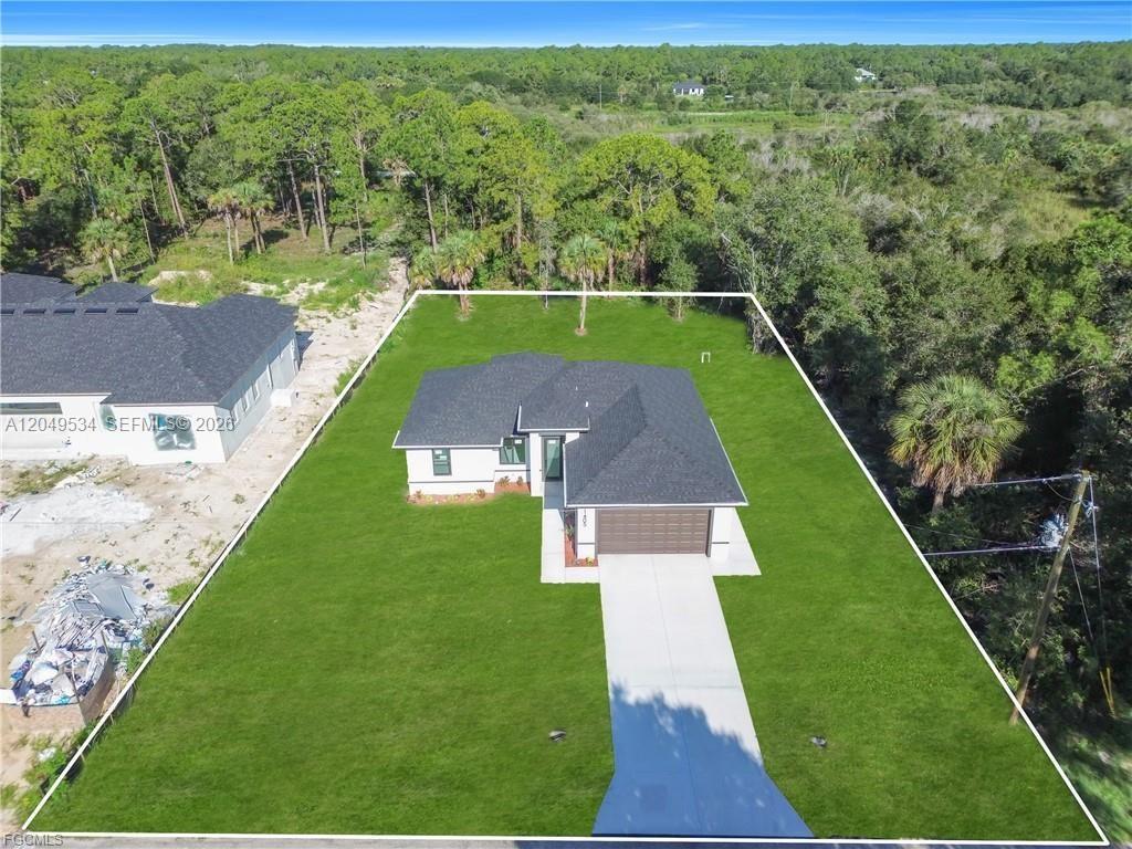 1405 Palmetto Ave, Lehigh Acres FL 33972 photo 2